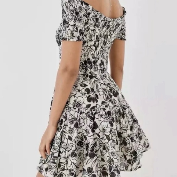 AE Outfitters Shoreline Smocked Floral Mini Dress Black/Cream Size Large - Picture 3 of 12